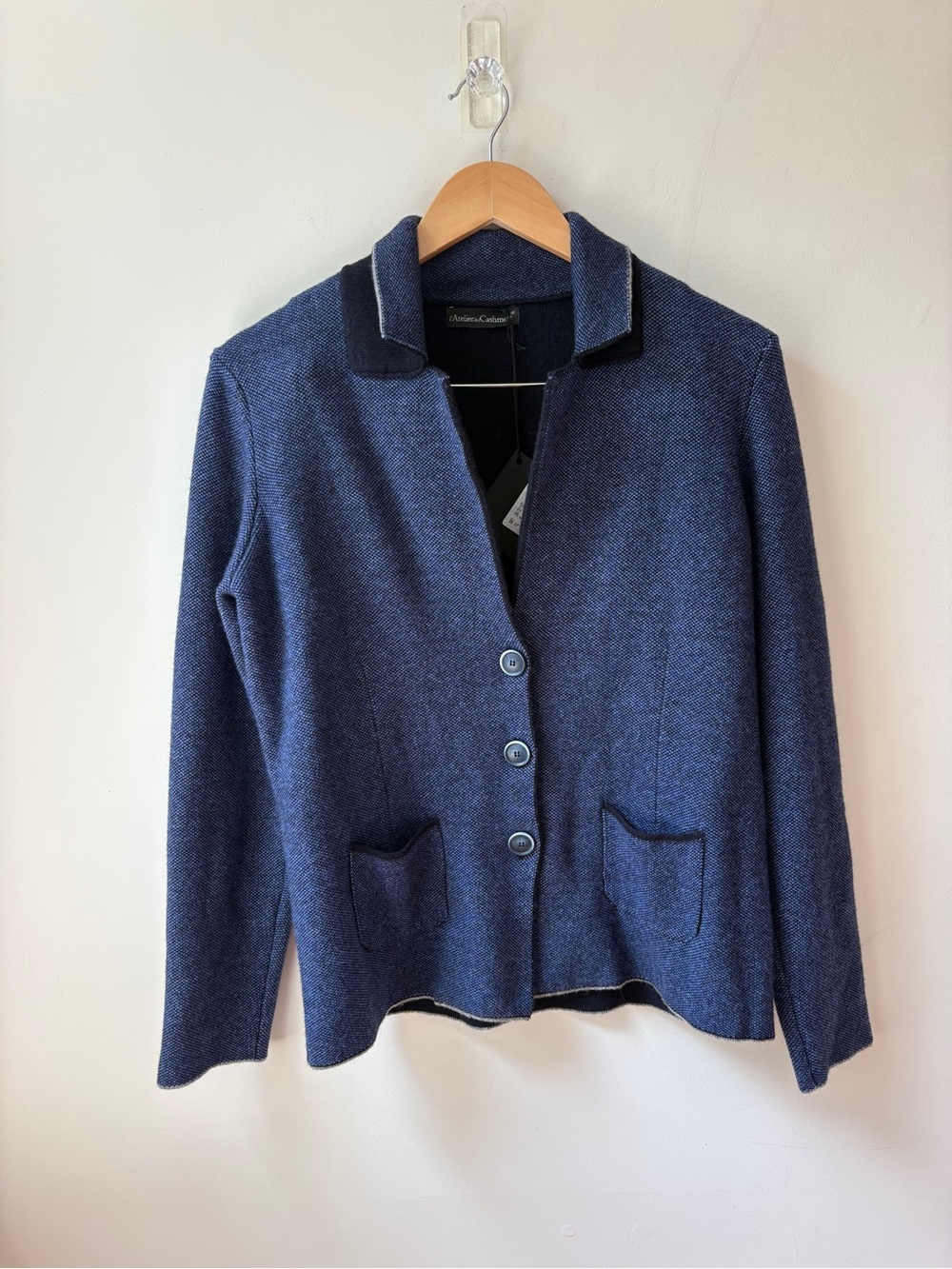 NWT Made in Italy Wool blend Navy Cardigan - Picture 2 of 10